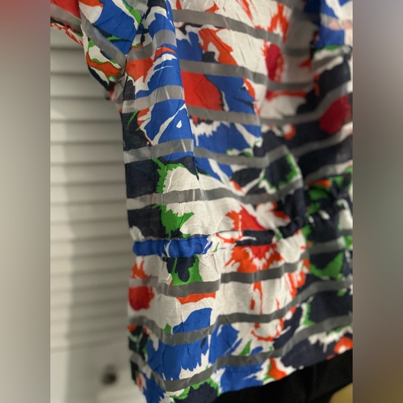 Ruby Rd. Petite size 8 burnt floral designed sheer jacket with waist cinch - Picture 6 of 12